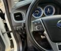 Белый Вольво B60, объемом двигателя 2.4 л и пробегом 236 тыс. км за 11600 $, фото 18 на Automoto.ua