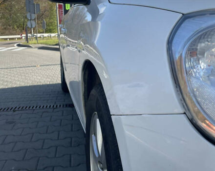 Белый Вольво B60, объемом двигателя 2 л и пробегом 280 тыс. км за 10300 $, фото 28 на Automoto.ua