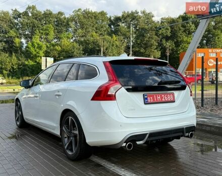 Білий Вольво B60, об'ємом двигуна 2.4 л та пробігом 236 тис. км за 11000 $, фото 9 на Automoto.ua