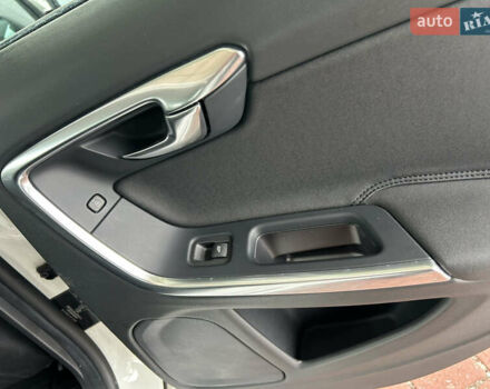 Белый Вольво B60, объемом двигателя 2.4 л и пробегом 160 тыс. км за 13900 $, фото 73 на Automoto.ua