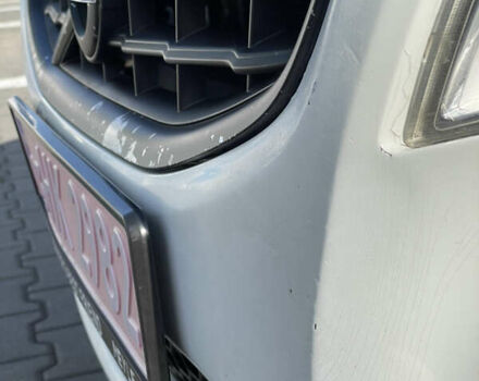 Белый Вольво B60, объемом двигателя 2 л и пробегом 280 тыс. км за 10300 $, фото 33 на Automoto.ua