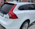 Белый Вольво B60, объемом двигателя 2.4 л и пробегом 228 тыс. км за 10600 $, фото 5 на Automoto.ua