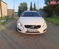 Білий Вольво B60, об'ємом двигуна 2.4 л та пробігом 239 тис. км за 10250 $, фото 1 на Automoto.ua