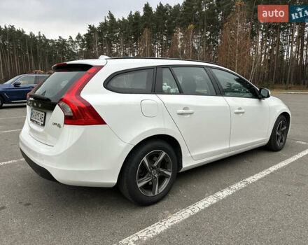 Білий Вольво B60, об'ємом двигуна 1.56 л та пробігом 287 тис. км за 9300 $, фото 6 на Automoto.ua