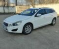 Білий Вольво B60, об'ємом двигуна 1.6 л та пробігом 195 тис. км за 10000 $, фото 1 на Automoto.ua