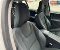 Белый Вольво B60, объемом двигателя 2.4 л и пробегом 160 тыс. км за 13900 $, фото 69 на Automoto.ua