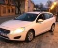 Білий Вольво B60, об'ємом двигуна 1.6 л та пробігом 161 тис. км за 7756 $, фото 1 на Automoto.ua