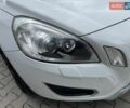Белый Вольво B60, объемом двигателя 2.4 л и пробегом 160 тыс. км за 13900 $, фото 17 на Automoto.ua