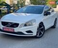 Белый Вольво B60, объемом двигателя 2.4 л и пробегом 236 тыс. км за 12499 $, фото 1 на Automoto.ua