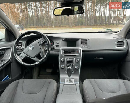 Білий Вольво B60, об'ємом двигуна 1.56 л та пробігом 287 тис. км за 9300 $, фото 14 на Automoto.ua