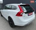 Белый Вольво B60, объемом двигателя 2.4 л и пробегом 160 тыс. км за 13900 $, фото 6 на Automoto.ua