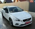 Белый Вольво B60, объемом двигателя 2.4 л и пробегом 236 тыс. км за 11600 $, фото 8 на Automoto.ua