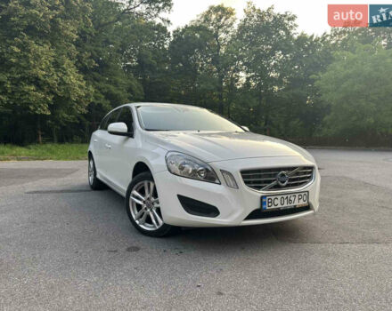 Білий Вольво B60, об'ємом двигуна 1.56 л та пробігом 220 тис. км за 10200 $, фото 8 на Automoto.ua