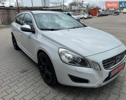 Белый Вольво B60, объемом двигателя 2.4 л и пробегом 160 тыс. км за 13500 $, фото 12 на Automoto.ua