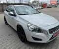 Белый Вольво B60, объемом двигателя 2.4 л и пробегом 160 тыс. км за 13500 $, фото 12 на Automoto.ua