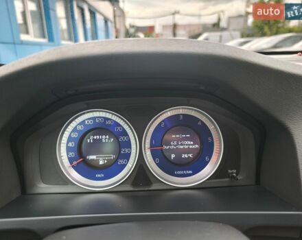 Білий Вольво B60, об'ємом двигуна 2.4 л та пробігом 249 тис. км за 14499 $, фото 6 на Automoto.ua