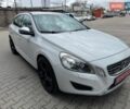 Белый Вольво B60, объемом двигателя 2.4 л и пробегом 160 тыс. км за 13900 $, фото 12 на Automoto.ua