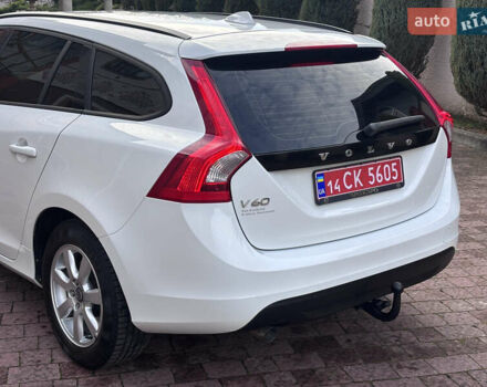 Белый Вольво B60, объемом двигателя 1.6 л и пробегом 242 тыс. км за 10850 $, фото 50 на Automoto.ua