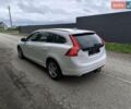 Белый Вольво B60, объемом двигателя 1.56 л и пробегом 296 тыс. км за 10500 $, фото 5 на Automoto.ua