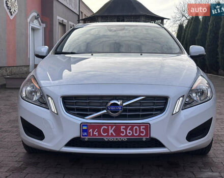 Белый Вольво B60, объемом двигателя 1.6 л и пробегом 242 тыс. км за 10850 $, фото 6 на Automoto.ua