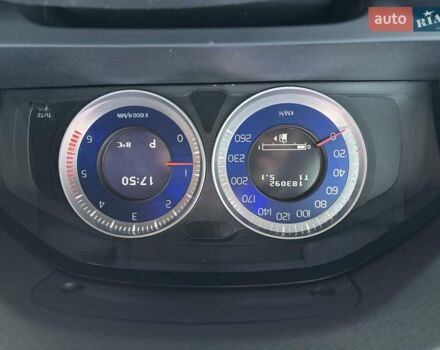 Белый Вольво B60, объемом двигателя 1.98 л и пробегом 183 тыс. км за 12900 $, фото 39 на Automoto.ua