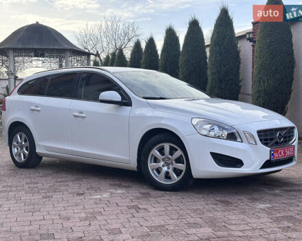 Белый Вольво B60, объемом двигателя 1.6 л и пробегом 242 тыс. км за 10850 $, фото 10 на Automoto.ua
