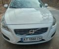Белый Вольво B60, объемом двигателя 1.98 л и пробегом 227 тыс. км за 9500 $, фото 1 на Automoto.ua
