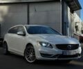 Белый Вольво B60, объемом двигателя 2.4 л и пробегом 237 тыс. км за 14000 $, фото 7 на Automoto.ua