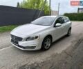 Белый Вольво B60, объемом двигателя 1.56 л и пробегом 296 тыс. км за 10500 $, фото 1 на Automoto.ua