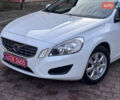 Белый Вольво B60, объемом двигателя 1.6 л и пробегом 242 тыс. км за 10850 $, фото 31 на Automoto.ua
