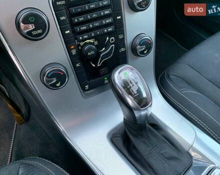 Белый Вольво B60, объемом двигателя 1.98 л и пробегом 183 тыс. км за 12900 $, фото 22 на Automoto.ua