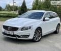 Белый Вольво B60, объемом двигателя 2.4 л и пробегом 137 тыс. км за 17500 $, фото 1 на Automoto.ua