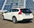 Белый Вольво B60, объемом двигателя 2 л и пробегом 155 тыс. км за 14800 $, фото 1 на Automoto.ua