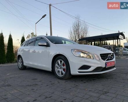 Белый Вольво B60, объемом двигателя 1.98 л и пробегом 183 тыс. км за 12900 $, фото 6 на Automoto.ua