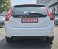 Білий Вольво B60, об'ємом двигуна 2 л та пробігом 275 тис. км за 13652 $, фото 5 на Automoto.ua
