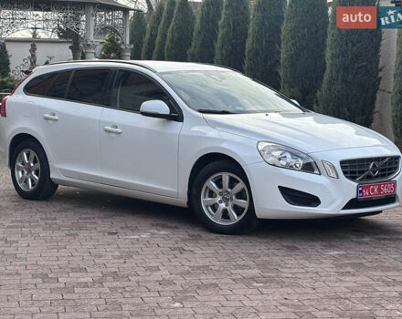 Белый Вольво B60, объемом двигателя 1.6 л и пробегом 242 тыс. км за 10850 $, фото 9 на Automoto.ua