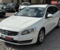 Белый Вольво B60, объемом двигателя 1.98 л и пробегом 267 тыс. км за 9500 $, фото 6 на Automoto.ua