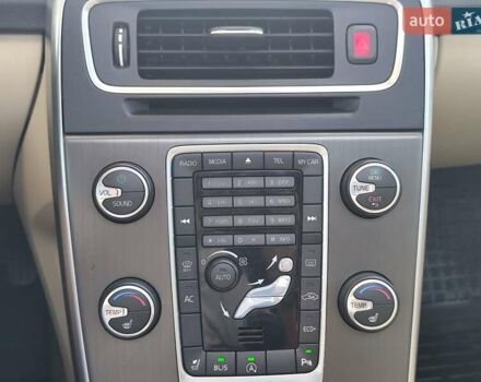 Белый Вольво B60, объемом двигателя 1.97 л и пробегом 156 тыс. км за 11500 $, фото 26 на Automoto.ua