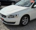 Белый Вольво B60, объемом двигателя 1.98 л и пробегом 267 тыс. км за 9500 $, фото 7 на Automoto.ua