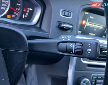 Вольво B60 2014 у Львові на Automoto.ua Білий Вольво B60, об'ємом двигуна 2 л та пробігом 300 тис. км за 13940 $, фото 22 на Automoto.ua