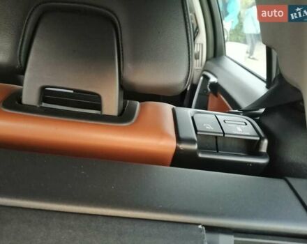 Белый Вольво B60, объемом двигателя 2.4 л и пробегом 377 тыс. км за 14500 $, фото 10 на Automoto.ua