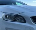 Белый Вольво B60, объемом двигателя 2 л и пробегом 300 тыс. км за 13940 $, фото 10 на Automoto.ua