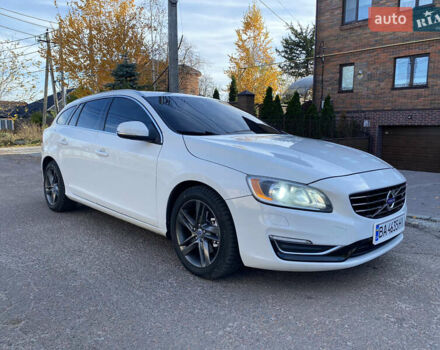 Вольво B60 2014 у Кропивницькому (Кіровограді) на Automoto.ua Білий Вольво B60, об'ємом двигуна 2 л та пробігом 249 тис. км за 12500 $, фото 1 на Automoto.ua