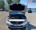 Белый Вольво B60, объемом двигателя 1.6 л и пробегом 220 тыс. км за 11900 $, фото 32 на Automoto.ua