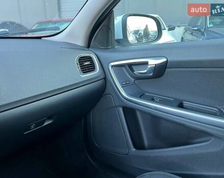 Вольво B60 2014 у Львові на Automoto.ua Білий Вольво B60, об'ємом двигуна 2 л та пробігом 300 тис. км за 13940 $, фото 29 на Automoto.ua