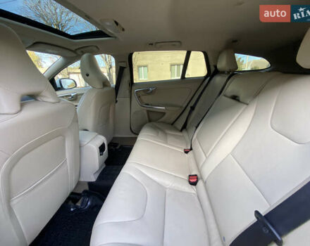 Вольво B60 2014 у Кропивницькому (Кіровограді) на Automoto.ua Білий Вольво B60, об'ємом двигуна 2 л та пробігом 249 тис. км за 12500 $, фото 19 на Automoto.ua