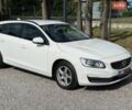 Белый Вольво B60, объемом двигателя 1.98 л и пробегом 267 тыс. км за 9500 $, фото 22 на Automoto.ua