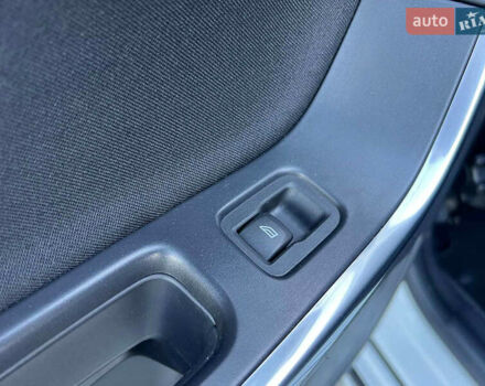 Вольво B60 2014 у Львові на Automoto.ua Білий Вольво B60, об'ємом двигуна 2 л та пробігом 300 тис. км за 13940 $, фото 32 на Automoto.ua