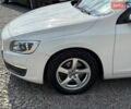 Белый Вольво B60, объемом двигателя 1.98 л и пробегом 267 тыс. км за 9500 $, фото 9 на Automoto.ua