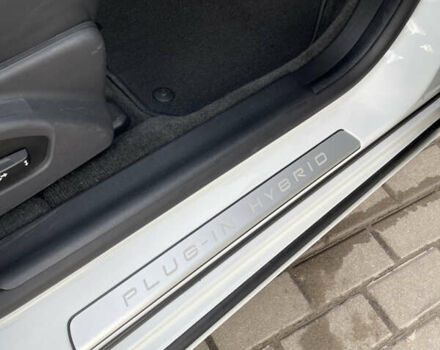 Белый Вольво B60, объемом двигателя 2.4 л и пробегом 214 тыс. км за 17299 $, фото 48 на Automoto.ua